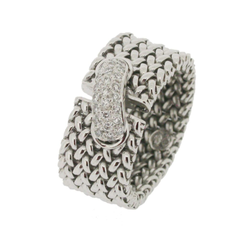 Bague polonaise souple motif lien diagonale empierré de diamants
